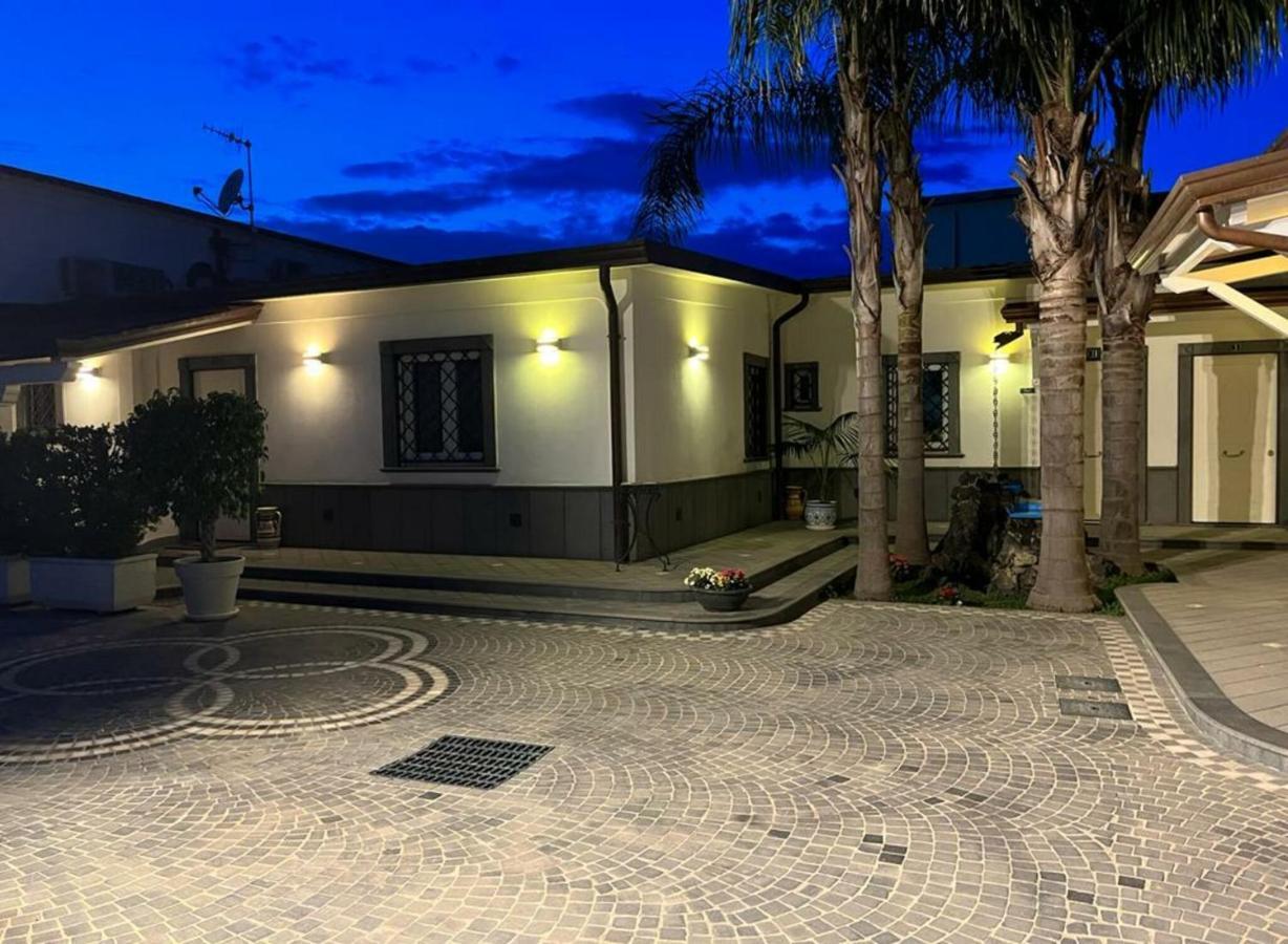 B&B Green Oasis 庞贝 外观 照片